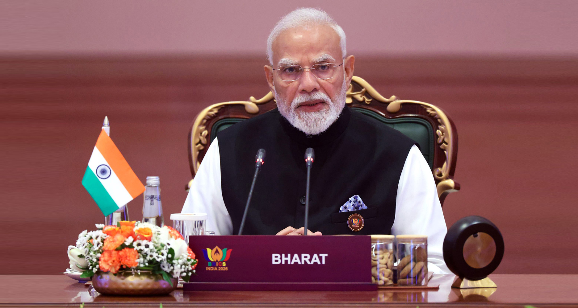 প্রযুক্তি ও গুরুত্বপূর্ণ খনিজকে অস্ত্র বানাবেন না